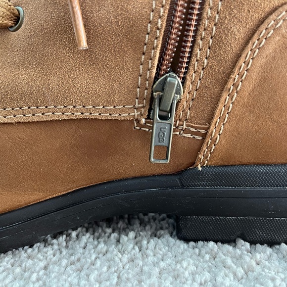 UGG Hapsburg Hiker Woman’s Boots - Picture 7 of 10